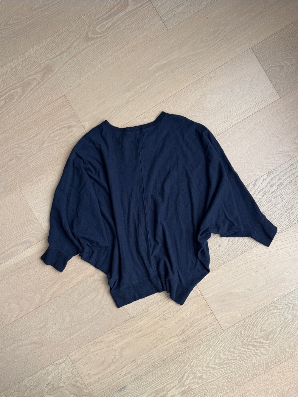 Lou Apparel Boerne, TX  Women’s Navy Blue Top Size S - Picture 4 of 4